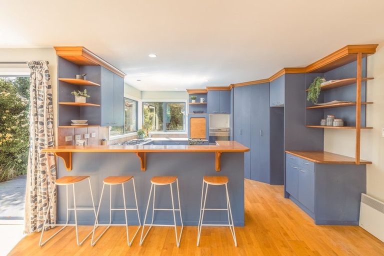 Photo of property in 9 Karen Lane, Beckenham, Christchurch, 8023