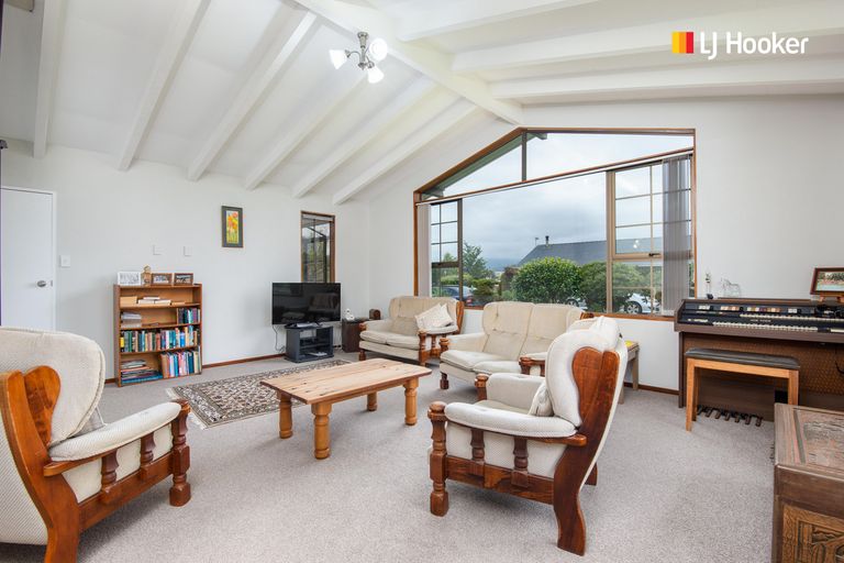 Photo of property in 16 Wickliffe Street, Mosgiel, 9024