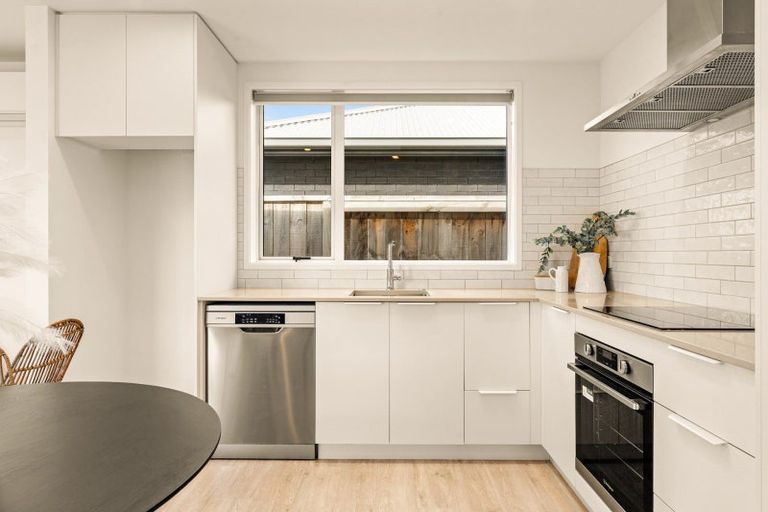 Photo of property in 5 Oioi Lane, Poike, Tauranga, 3112
