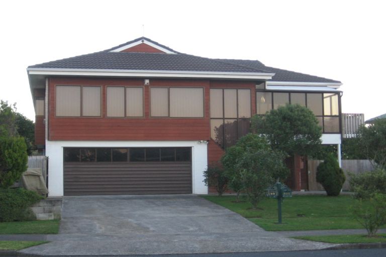 Photo of property in 109 Wiseley Road, West Harbour, Auckland, 0618