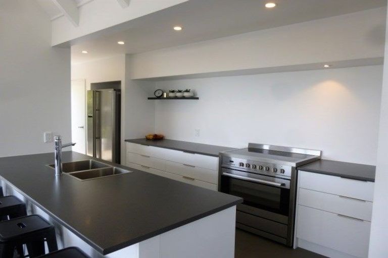 Photo of property in 5 Stanton Crescent, Karoro, Greymouth, 7805