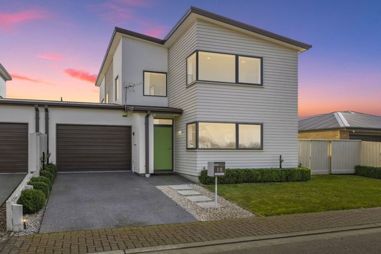 Photo of property in 10 Torbeg Lane, Broomfield, Christchurch, 8042