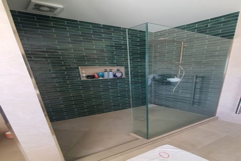 Photo of property in 55 Coronation Road, Hillcrest, Auckland, 0627