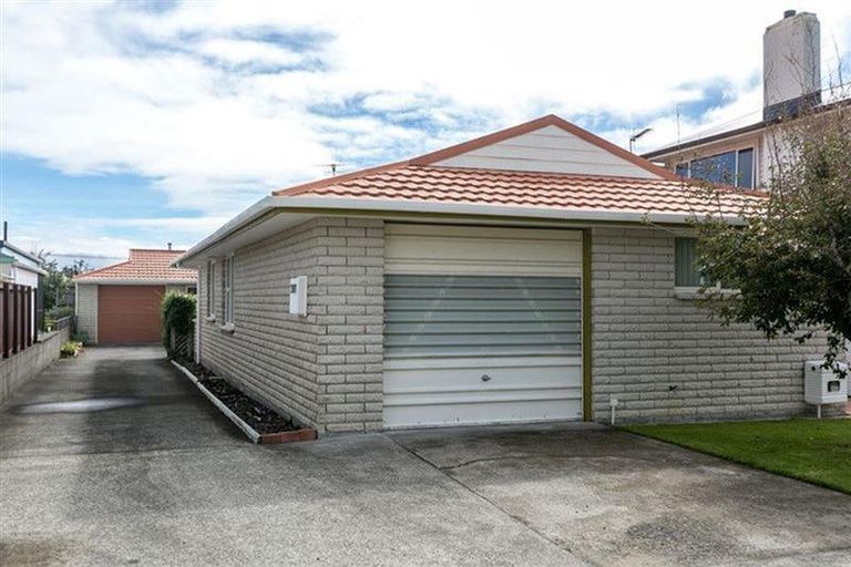 Photo of property in 10 Massey Street, Westown, New Plymouth, 4310