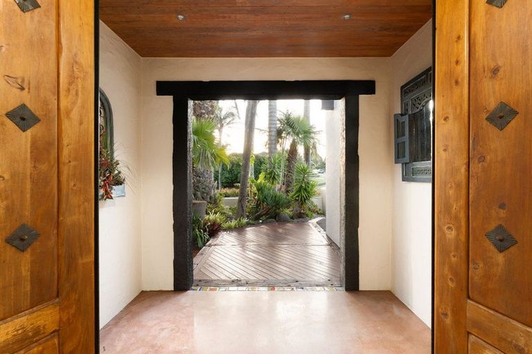 Photo of property in 2 La Cumbre Close, Bethlehem, Tauranga, 3110