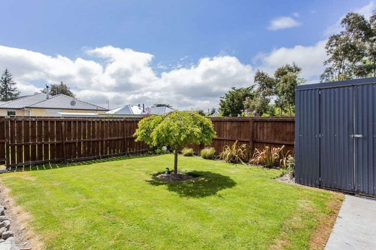 Photo of property in 2 Stonebridge Lane, Oxford, 7430