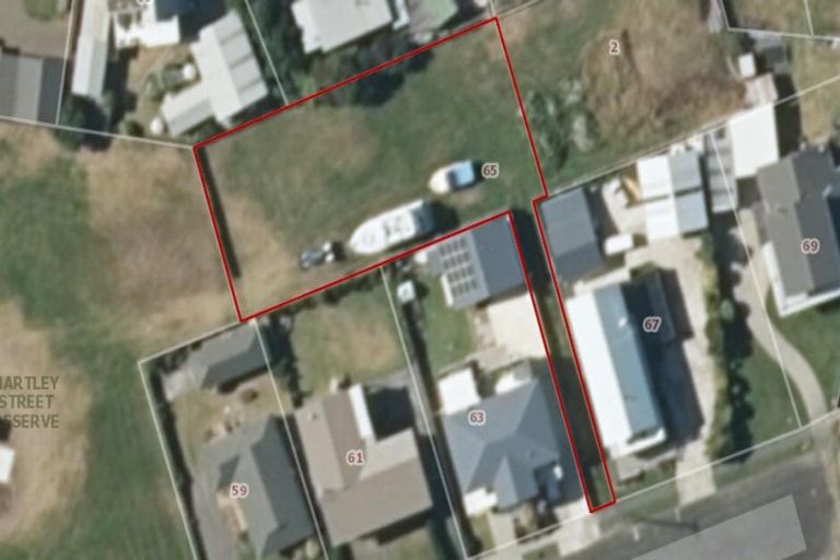 Photo of property in 65 Hartley Street, Foxton Beach, Foxton, 4815