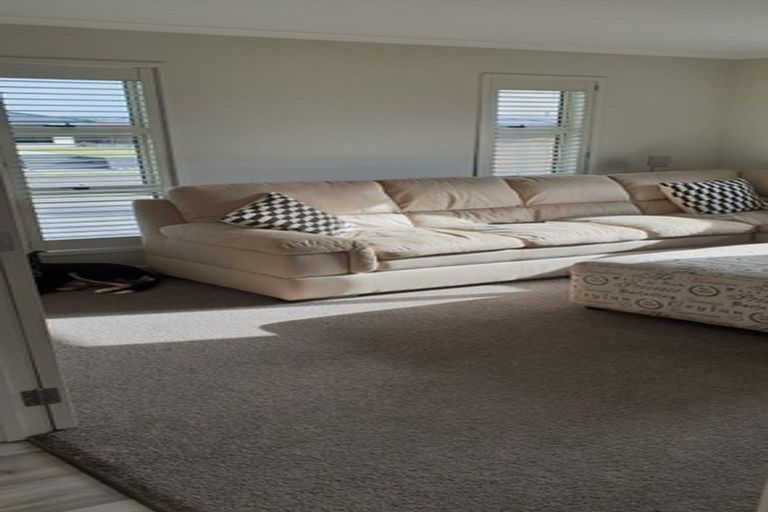 Photo of property in 15 Magnolia Crescent, Tawhero, Whanganui, 4501