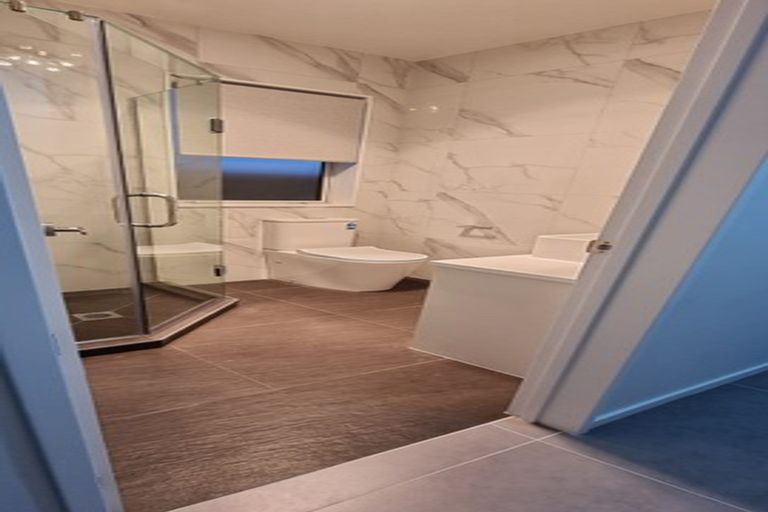 Photo of property in 44a Donegal Park Drive, Flat Bush, Auckland, 2019