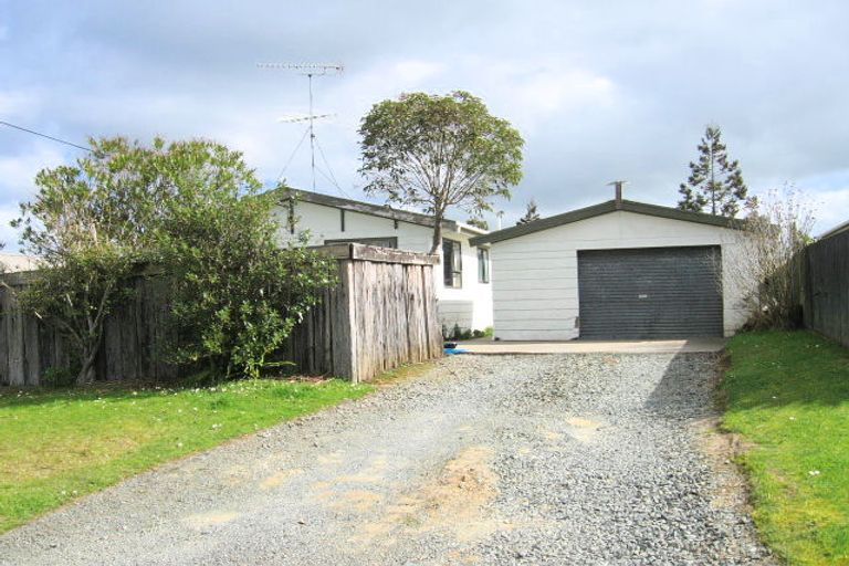 Photo of property in 22 Doctors Hill Road, Maungaturoto, 0520
