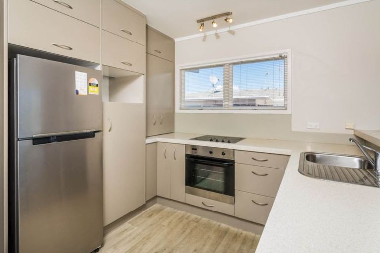 Photo of property in 3/4 Waterloo Road, Milford, Auckland, 0620