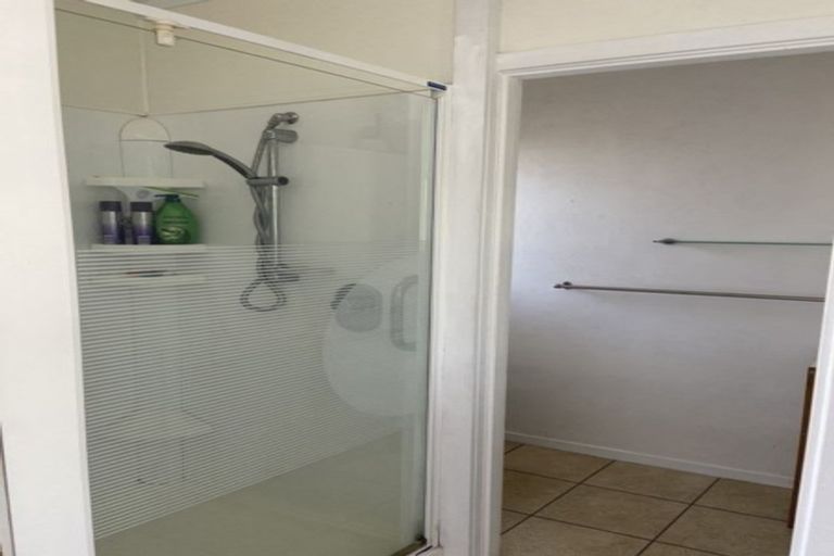 Photo of property in 28a Moulton Street, Moturoa, New Plymouth, 4310