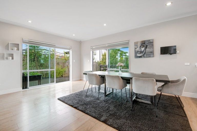 Photo of property in 9 Harvest Avenue, Orewa, 0931