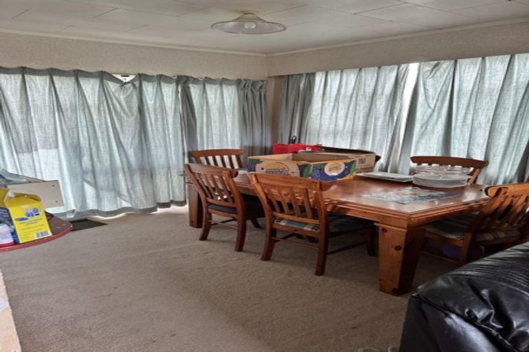 Photo of property in 51 Bodi Place, Te Atatu South, Auckland, 0610