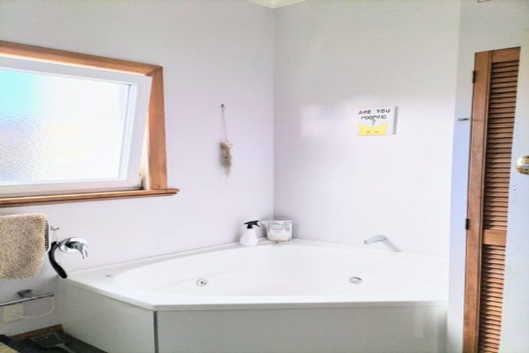 Photo of property in 93 Queens Drive, Saint Kilda, Dunedin, 9012