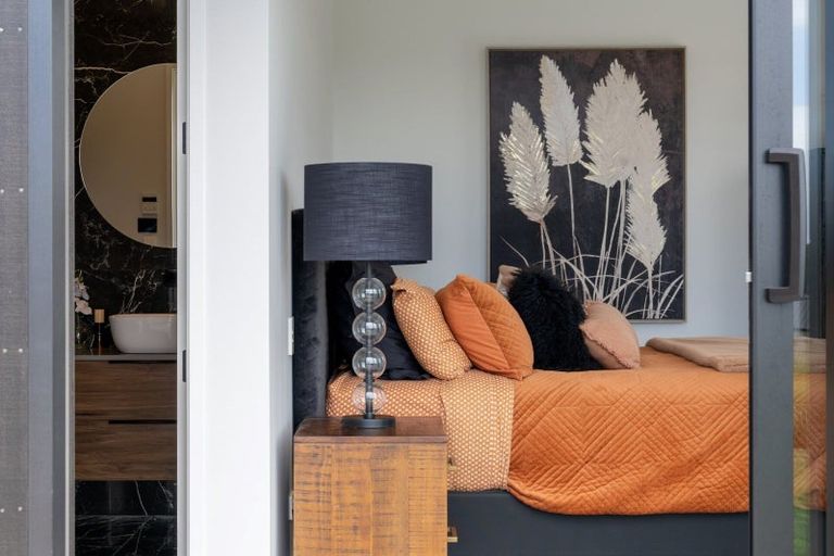 Photo of property in 1 Waiawa Lane, Bethlehem, Tauranga, 3110