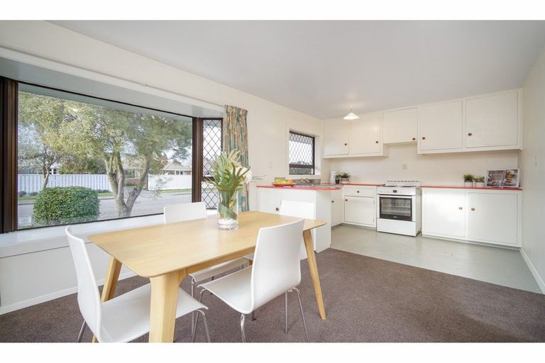 Photo of property in 14 Lothian Street, Ilam, Christchurch, 8041