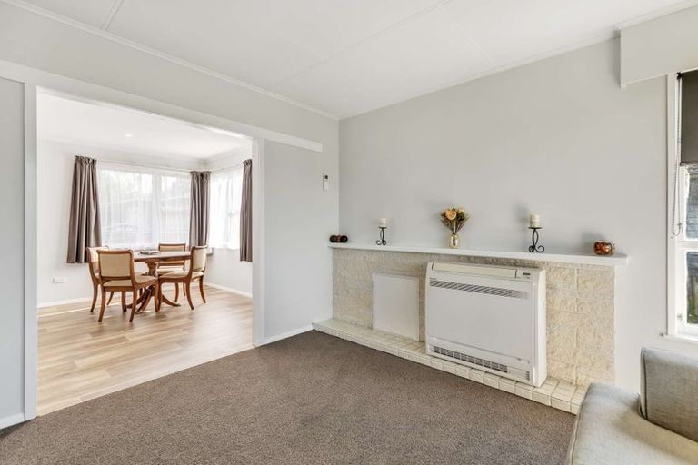 Photo of property in 2a Harris Street, Feilding, 4702