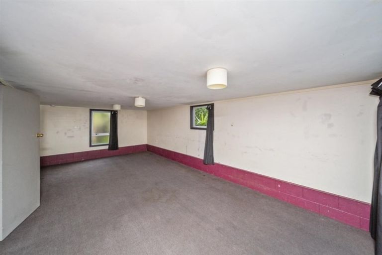 Photo of property in 11 Fairfield Road, Hawera, 4610