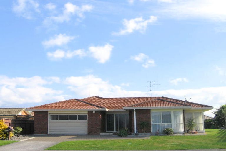 Photo of property in 11 Ngamotu Place, Mount Maunganui, 3116