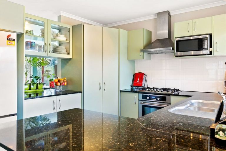 Photo of property in 21 Basra Drive, Henderson, Auckland, 0612