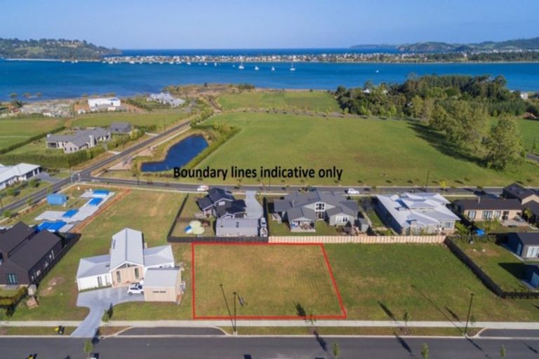 Photo of property in 5 Shearwater Lane, Point Wells, 0986