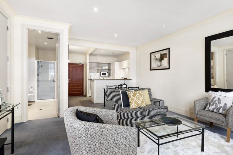 Photo of property in Kelvin House, 7h/16 The Terrace, Wellington Central, Wellington, 6011