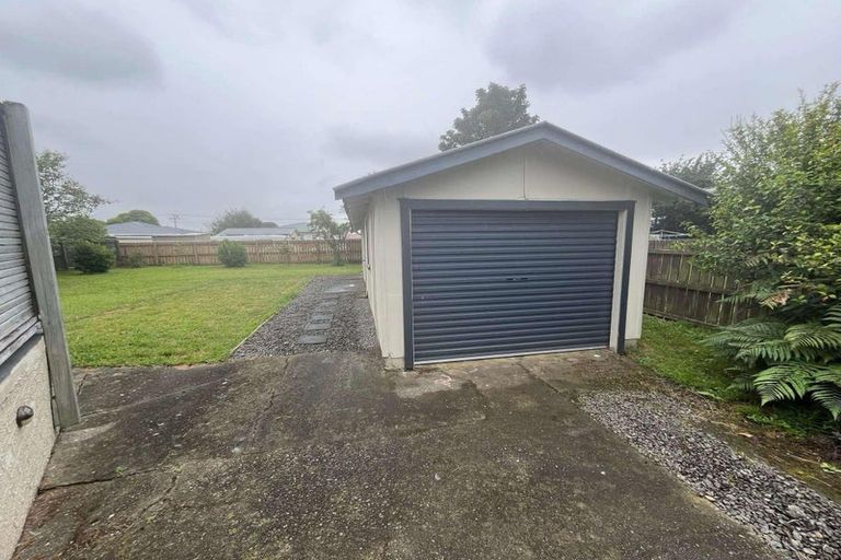 Photo of property in 11 George Street, Levin, 5510