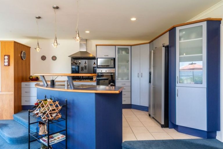 Photo of property in 2 Coastview Lane, Mangawhai, 0975