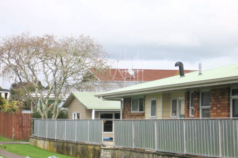 Photo of property in 10 Pah Street, Matua, Tauranga, 3110
