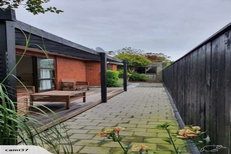 Photo of property in 7a Fleetwood Grove, Waikanae, 5036