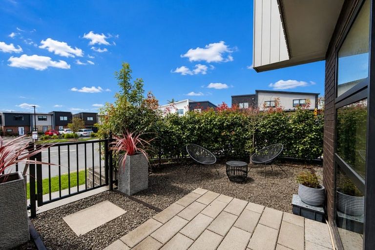 Photo of property in 59 Jabuka Street, Glen Eden, Auckland, 0602