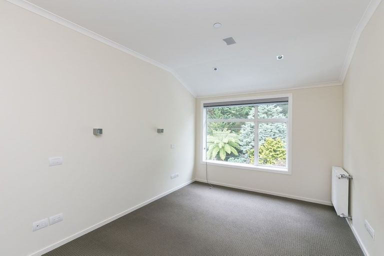 Photo of property in 12a Glenmore Street, Thorndon, Wellington, 6011
