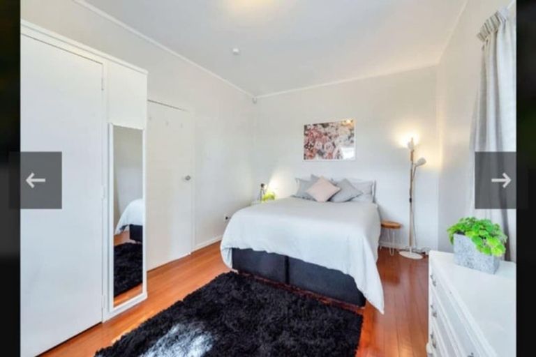 Photo of property in 2/24 Miller Road, Mangere Bridge, Auckland, 2022