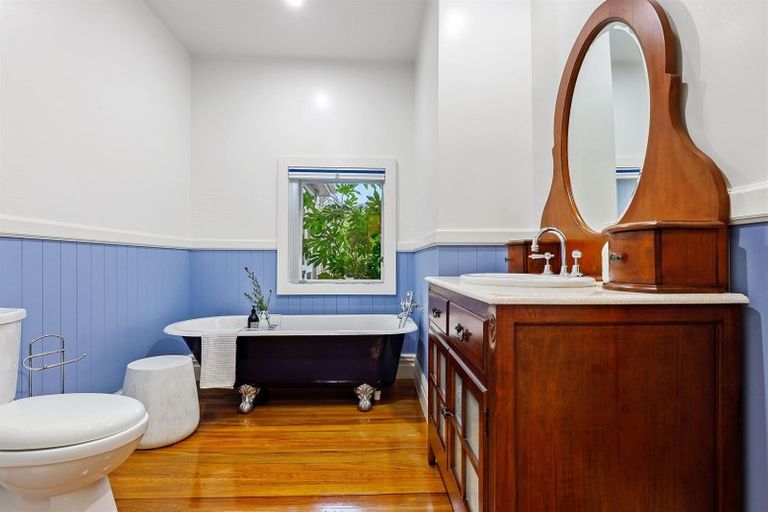 Photo of property in 49 Penrith Avenue, Somerfield, Christchurch, 8024