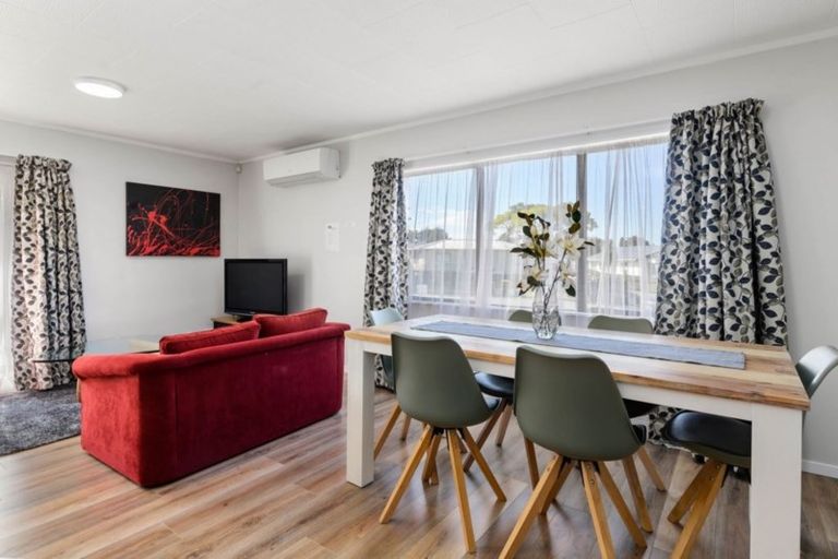 Photo of property in 28 Ruby Place, Pukehangi, Rotorua, 3015