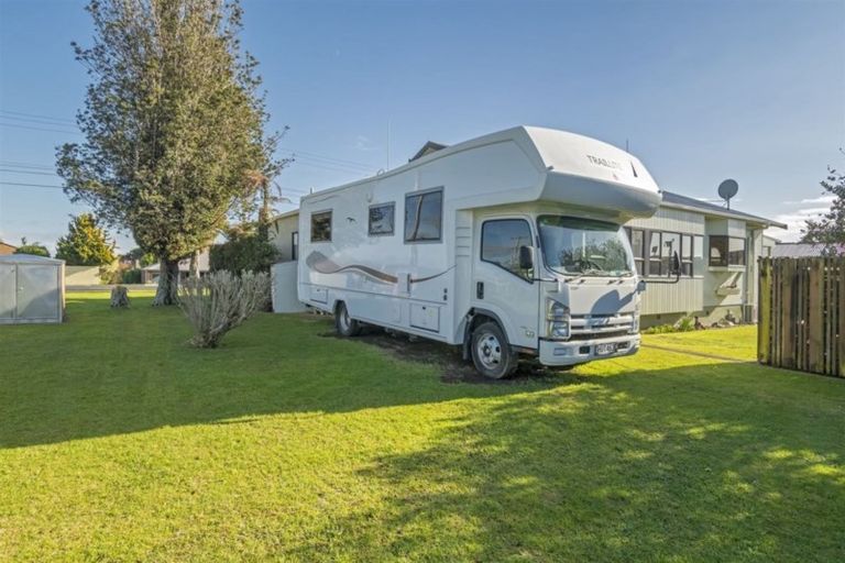 Photo of property in 385 Otumoetai Road, Otumoetai, Tauranga, 3110