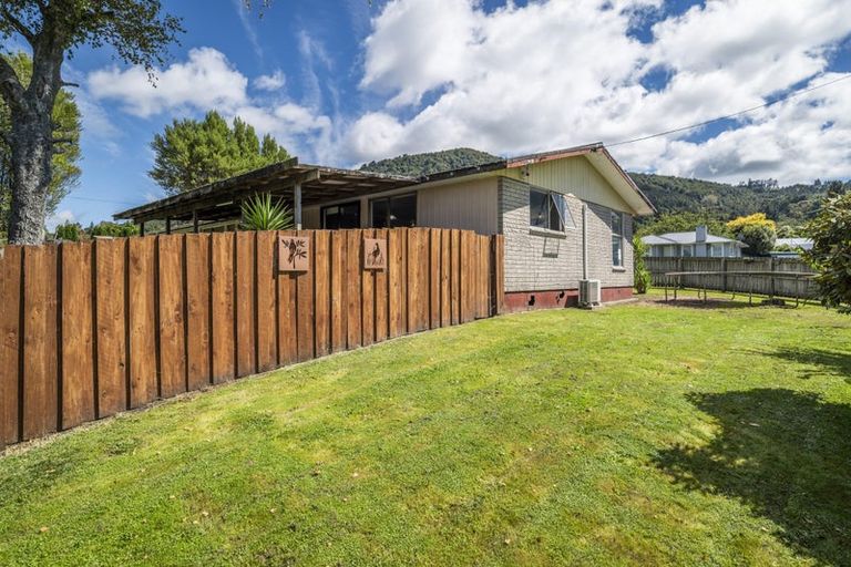 Photo of property in 2 Turner Drive, Western Heights, Rotorua, 3015