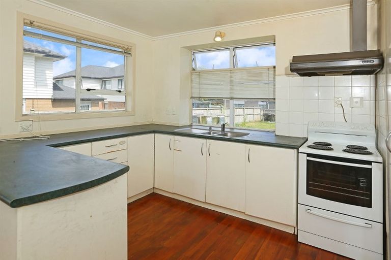 Photo of property in 4 Abel Tasman Avenue, Henderson, Auckland, 0610