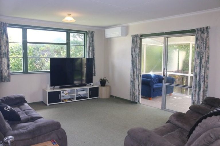 Photo of property in 9 Mcdonald Place, Awapuni, Palmerston North, 4412