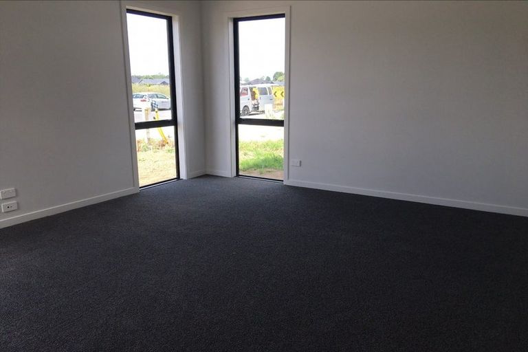 Photo of property in 32 William Paul Street, Cambridge, 3434