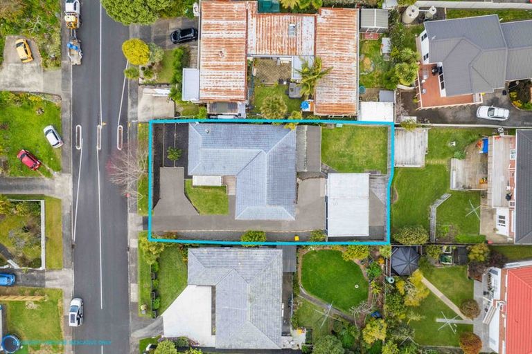 Photo of property in 19 Lawrence Crescent, Hillpark, Auckland, 2102