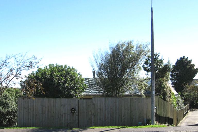 Photo of property in 1/18 Gills Road, Bucklands Beach, Auckland, 2014