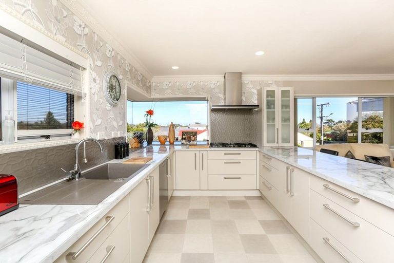 Photo of property in 103 Barrett Road, Whalers Gate, New Plymouth, 4310