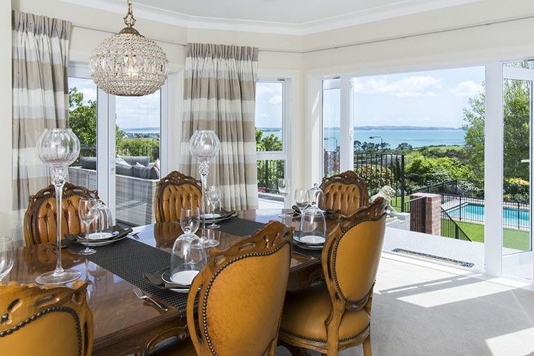 Photo of property in 122 Macleans Road, Bucklands Beach, Auckland, 2014