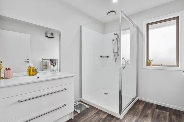 Photo of property in 17 Parnwell Street, Burwood, Christchurch, 8083