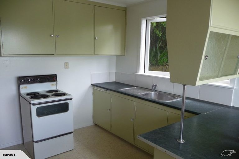 Photo of property in 11 Carlton Street, Melrose, Wellington, 6023