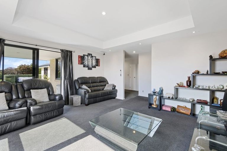 Photo of property in 14 Christie Place, Rolleston, 7614