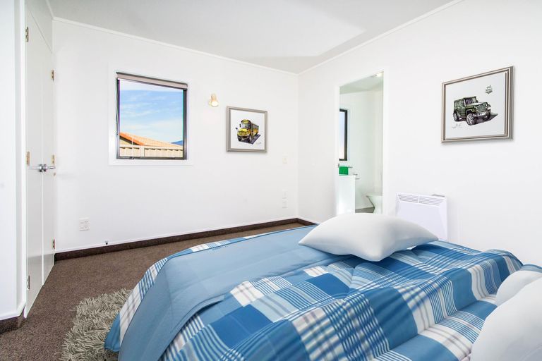 Photo of property in 8b Mckellar Court, Cromwell, 9310