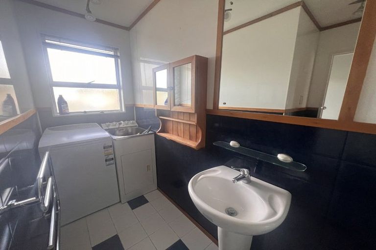 Photo of property in 43i Brunswick Street, Hutt Central, Lower Hutt, 5010